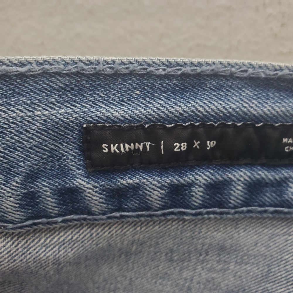 Pac Sun Embroidered Patches Paint Bleach Distressed Jeans /Unisex - Picture 8 of 9
